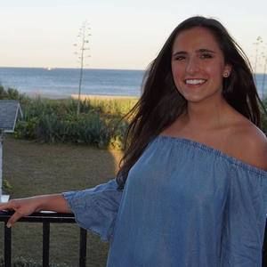 Meet your Posher, Jillian